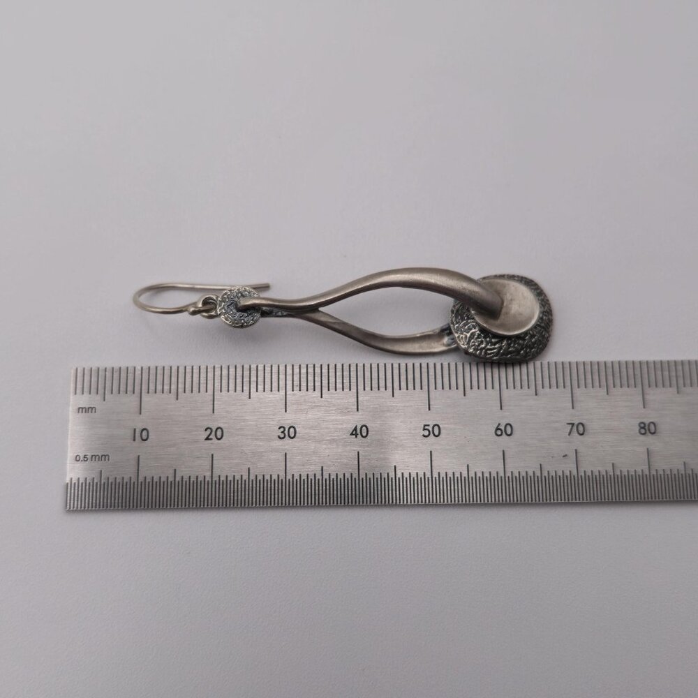 Sterling Silver Retired Silpada Brushed Earrings A2031 - Picture 5 of 6